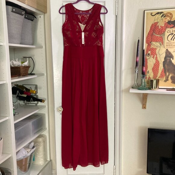NWT Red Lace Detail Floor Length Dress L - Picture 8 of 13